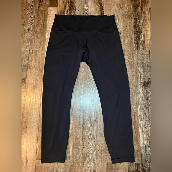 Lululemon Wunder Under Hi-Rise 7/8 Tight *Full-On Luon 25" in Black Women’s 12 - Picture 3 of 8